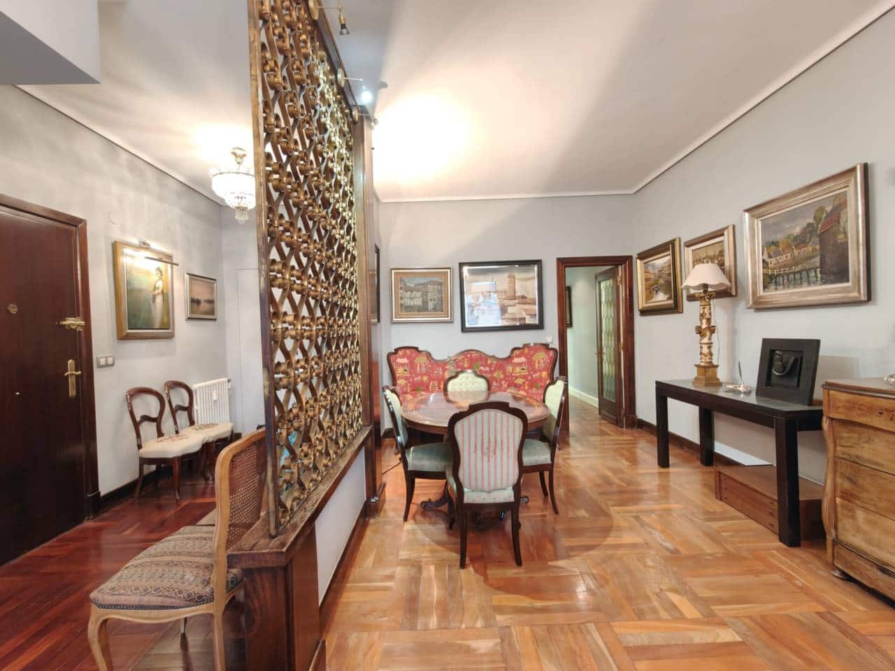 4 bedroom Flat for sale in Bilbao - € 900,000 (Ref: 9734224)