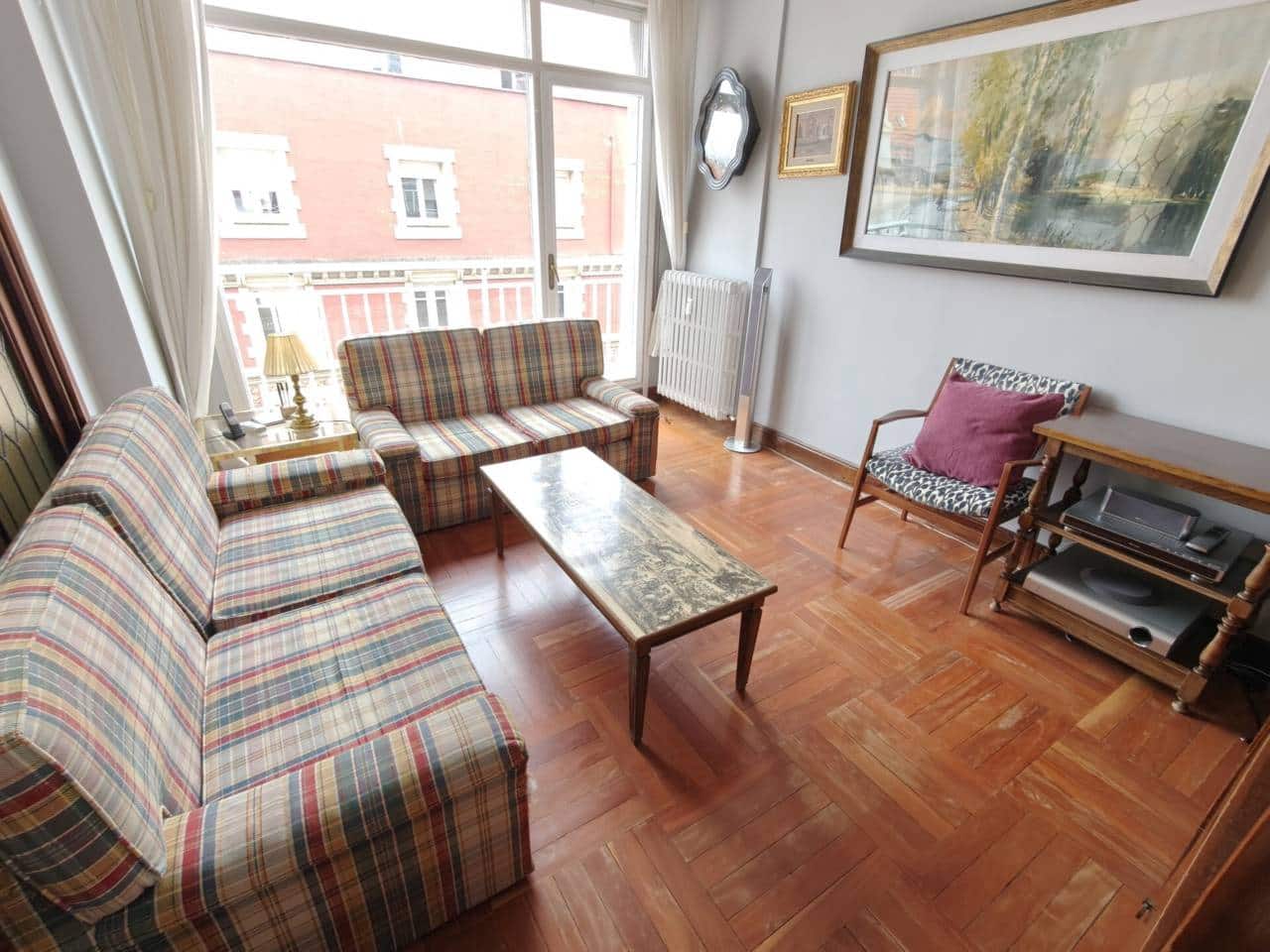 4 bedroom Flat for sale in Bilbao - € 900,000 (Ref: 9734224)