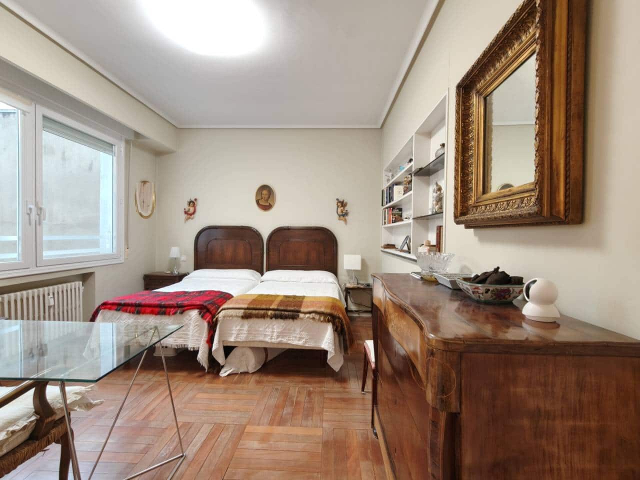 4 bedroom Flat for sale in Bilbao - € 900,000 (Ref: 9734224)