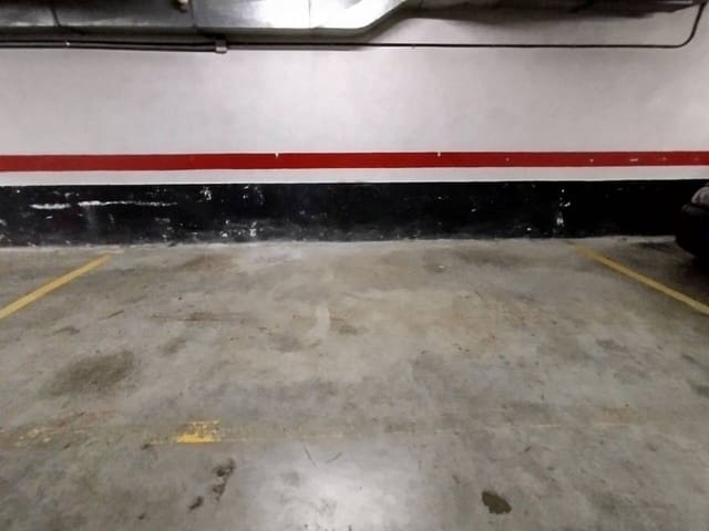 Garaż na sprzedaż w Bilbao - 45 000 € (Ref: 9758283)