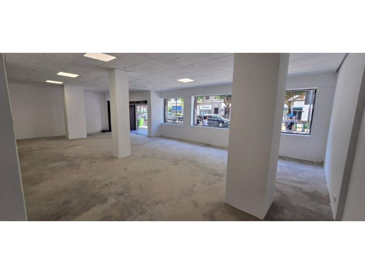 Commercial for rent in Bilbao - € 2,950 (Ref: 9770023)