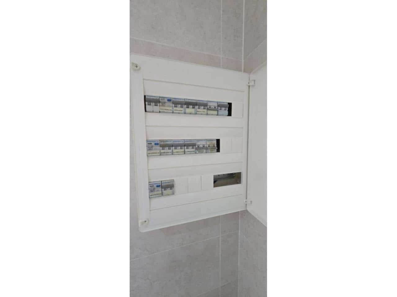 Commercial for rent in Bilbao - € 2,950 (Ref: 9770023)