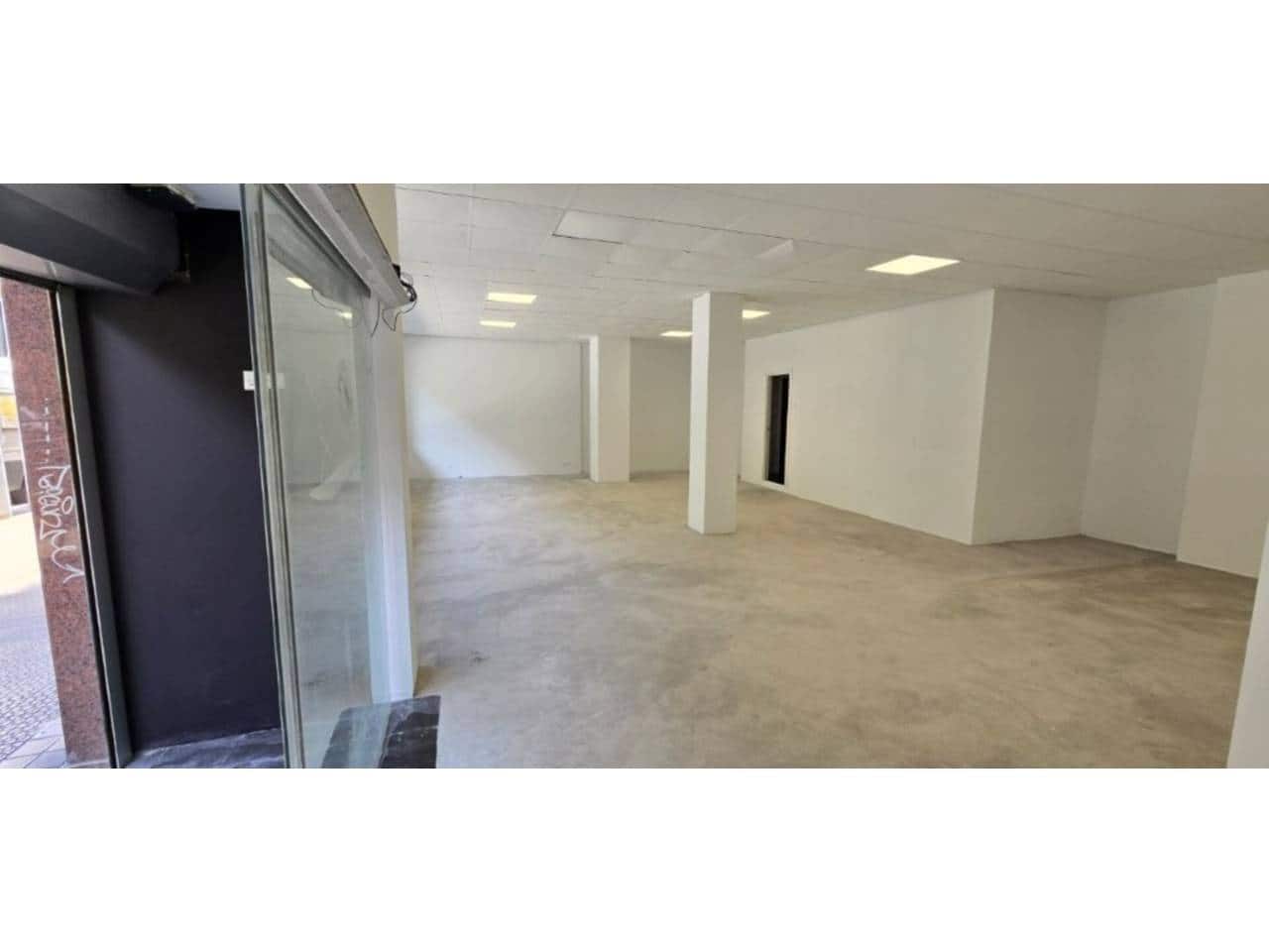Commercial for rent in Bilbao - € 2,950 (Ref: 9770023)