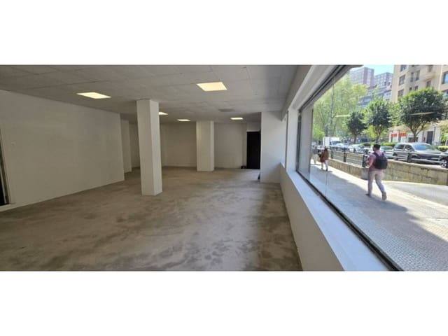 Commercieel te huur in Bilbao - € 2.950 (Ref: 9770023)