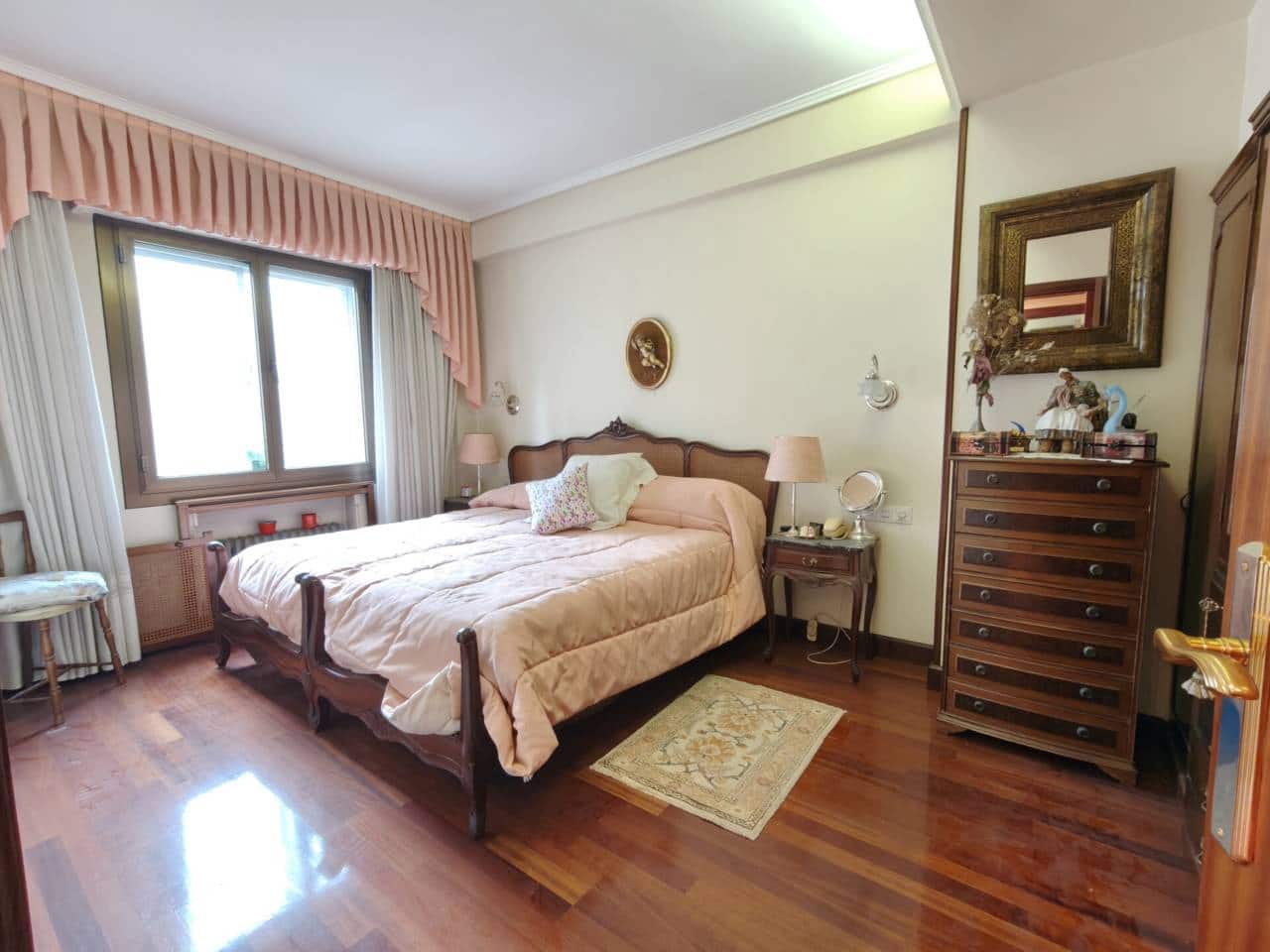 3 soveværelse Lejlighed til salg i Bilbao - € 450.000 (Ref: 9772557)