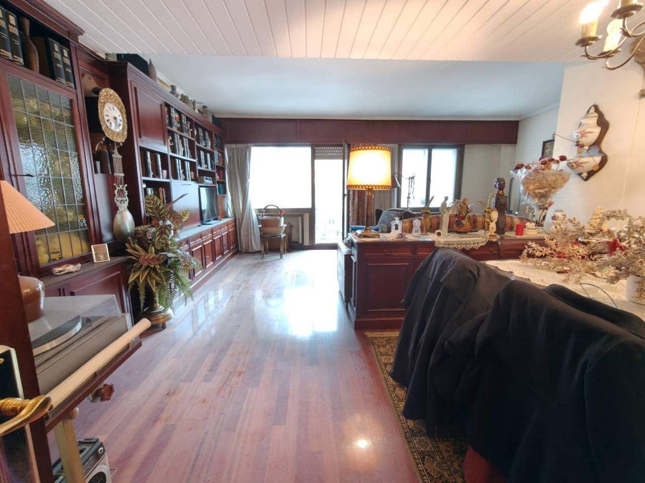 3 soveværelse Lejlighed til salg i Bilbao - € 450.000 (Ref: 9772557)