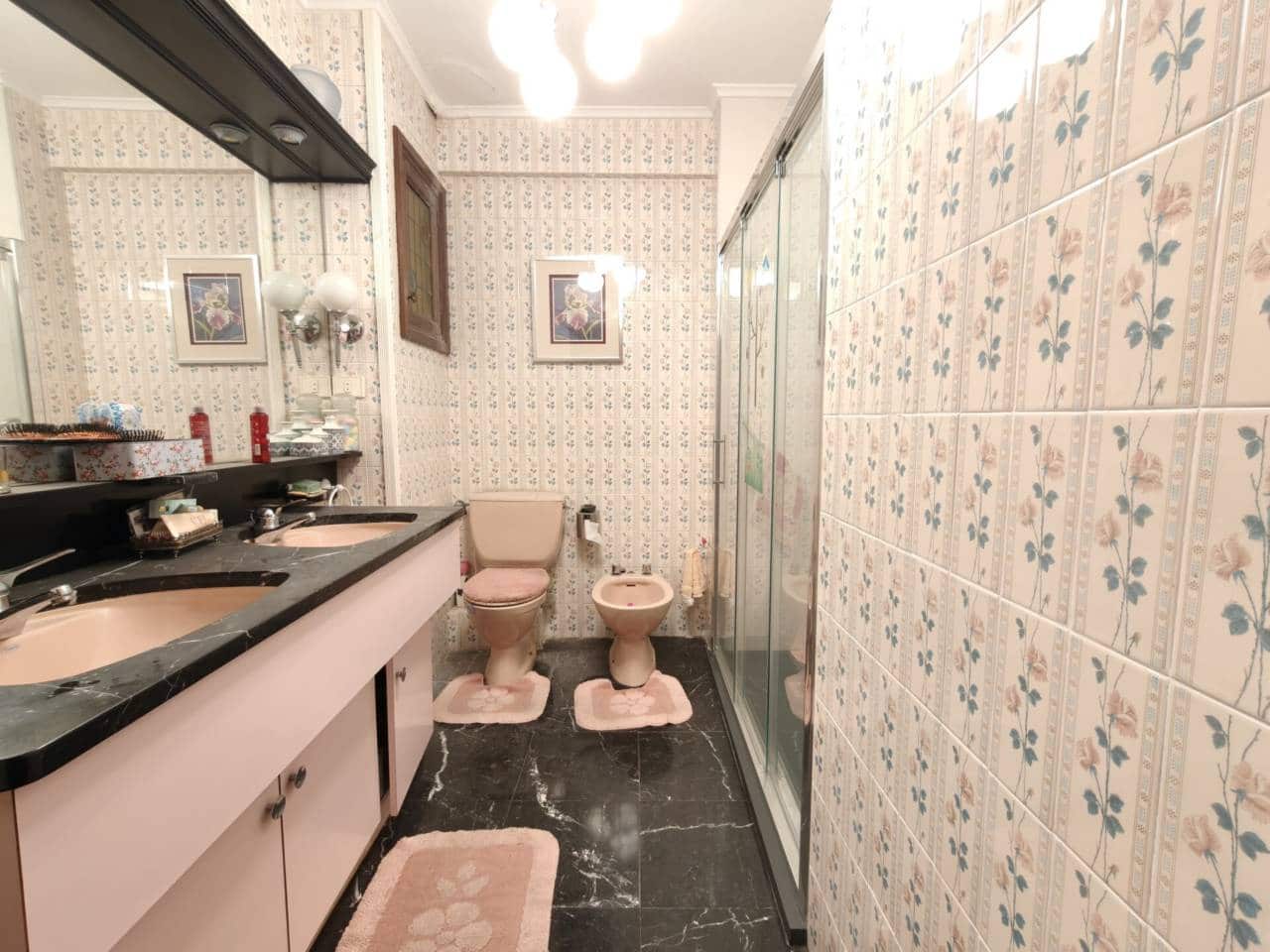 3 soveværelse Lejlighed til salg i Bilbao - € 450.000 (Ref: 9772557)