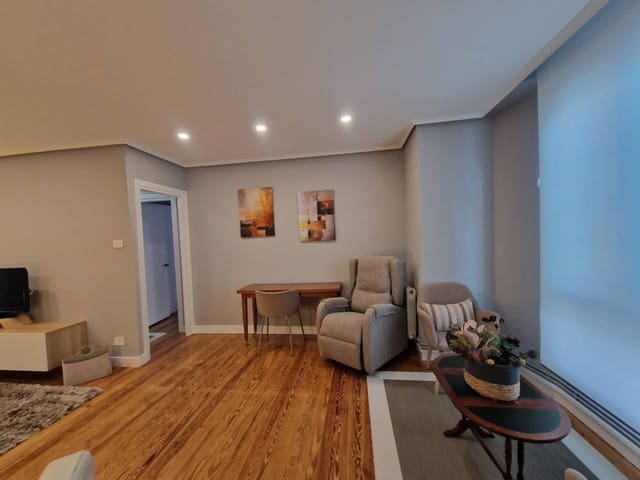 2 quarto Apartamento para arrendar em Bilbao - 1 400 € (Ref: 9789802)