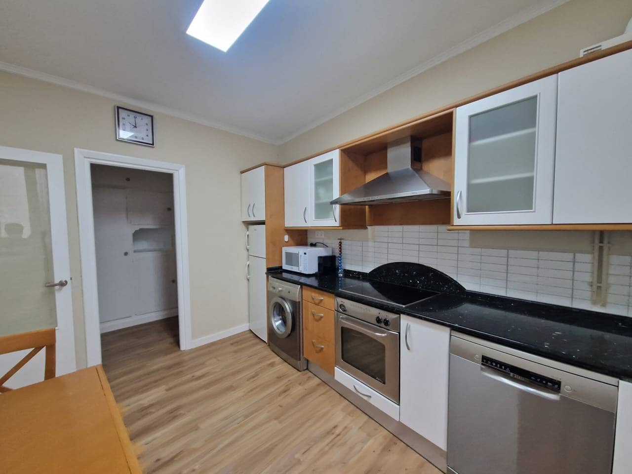 2 quarto Apartamento para arrendar em Bilbao - 1 400 € (Ref: 9789802)