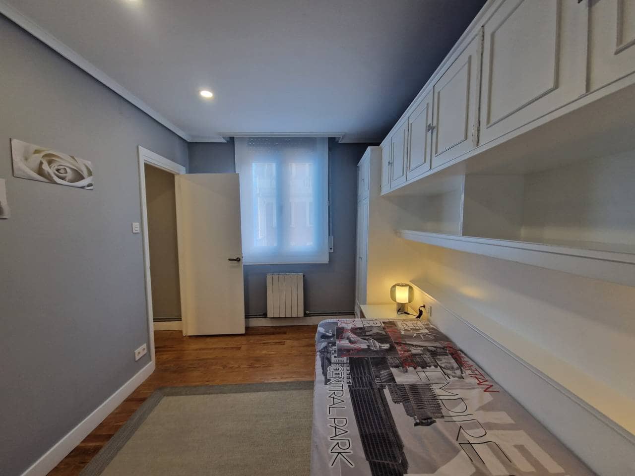 2 quarto Apartamento para arrendar em Bilbao - 1 400 € (Ref: 9789802)