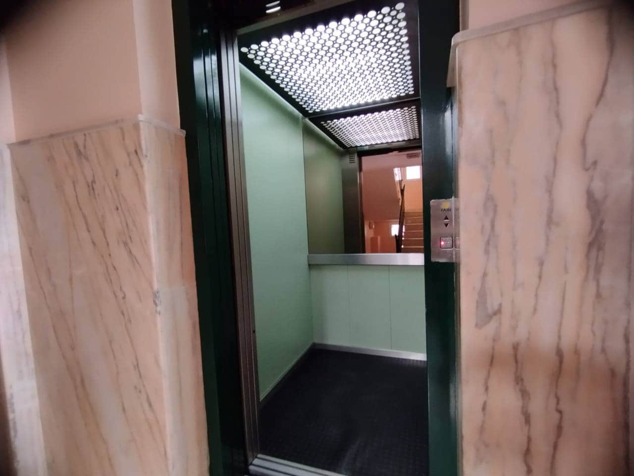 2 Zimmer Penthouse zu verkaufen in Gama mit Pool Garage - 128.000 € (Ref: 9802885)