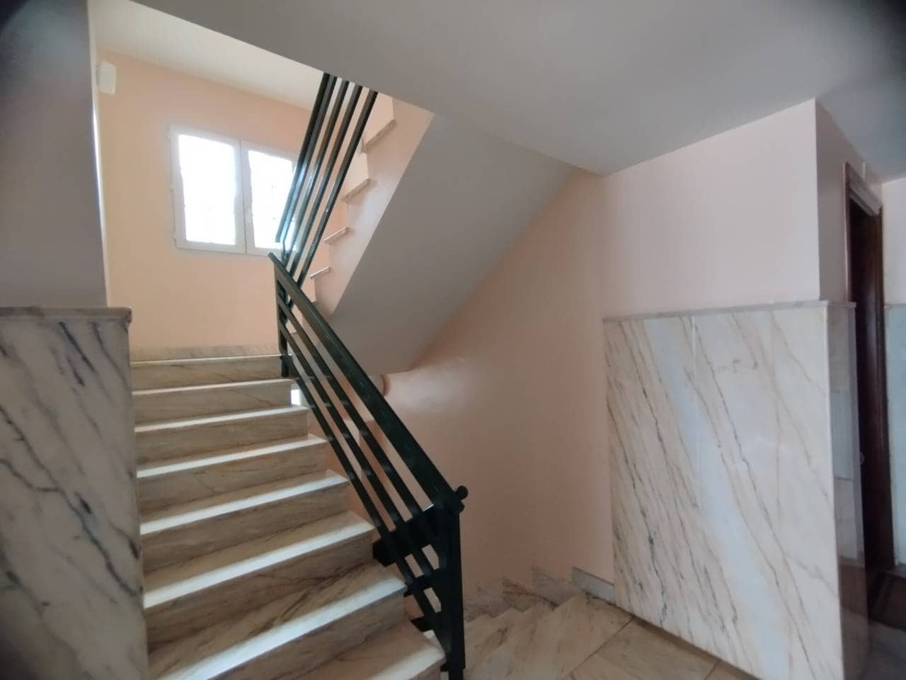 2 Zimmer Penthouse zu verkaufen in Gama mit Pool Garage - 128.000 € (Ref: 9802885)