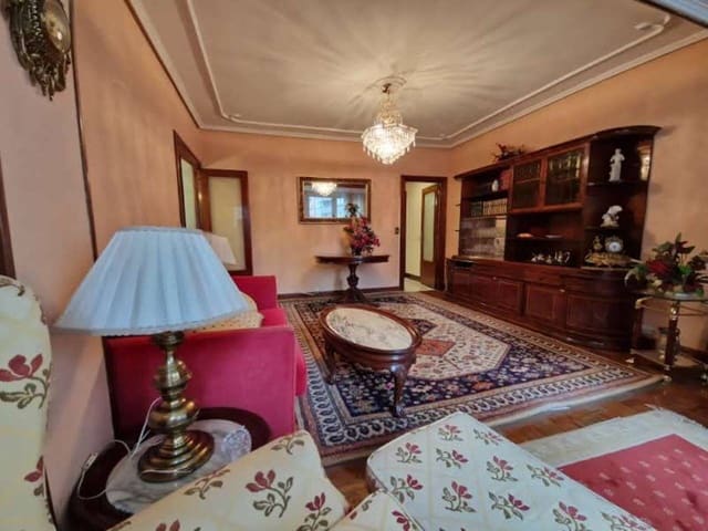 Piso de 3 habitaciones en Bilbao en venta con garaje - 395.000 € (Ref: 9819787)