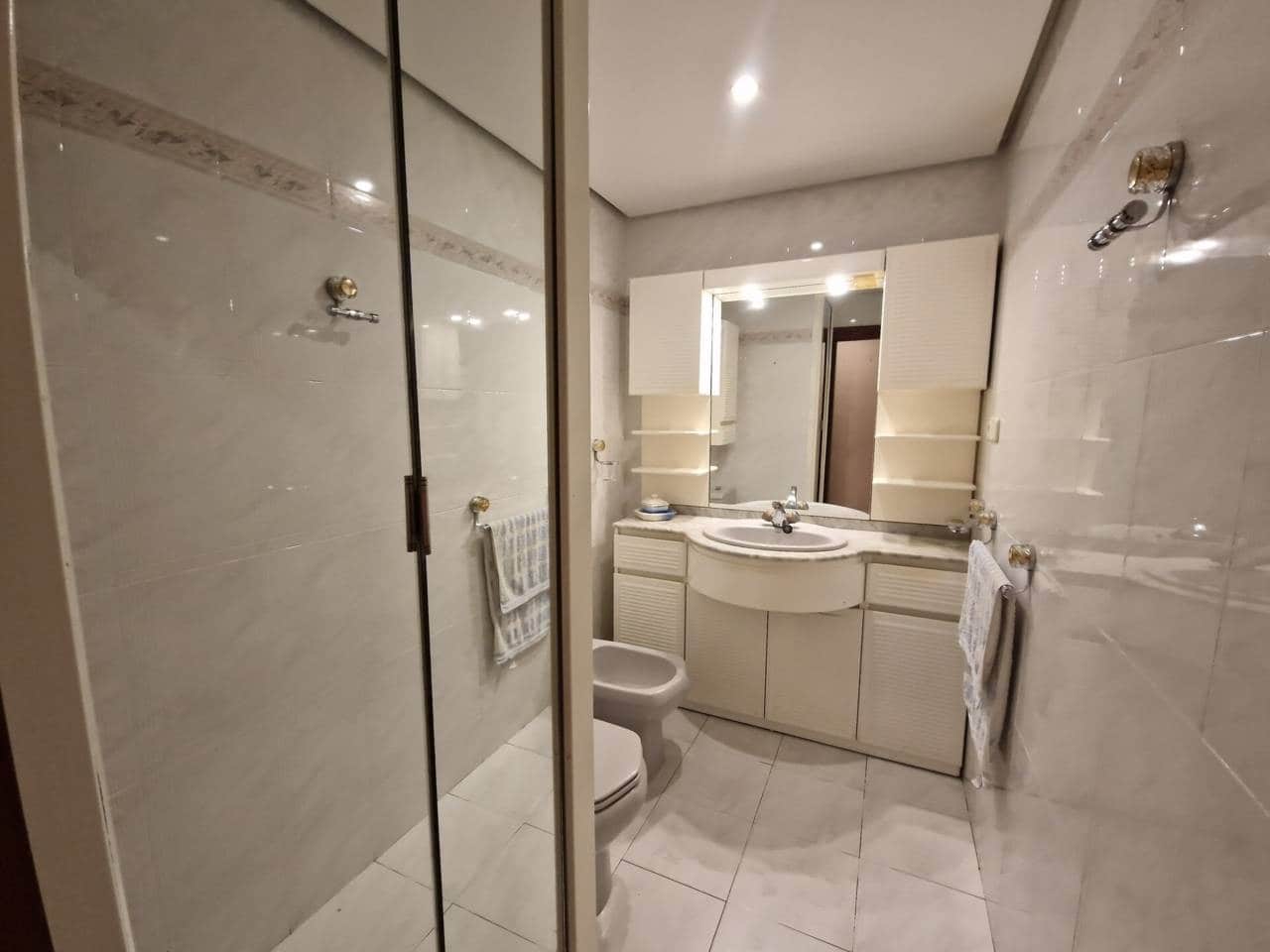 3 chambre Appartement à vendre à Bilbao avec garage - 395 000 € (Ref: 9819787)