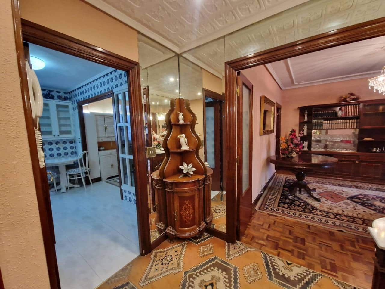 3 chambre Appartement à vendre à Bilbao avec garage - 395 000 € (Ref: 9819787)