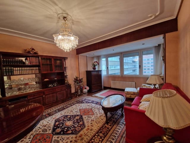 Piso de 3 habitaciones en Bilbao en venta con garaje - 395.000 € (Ref: 9819787)