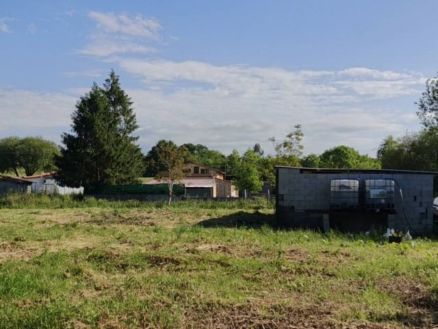 Grunde uden byggetilladelser til salg i Mungia - € 80.000 (Ref: 9821899)
