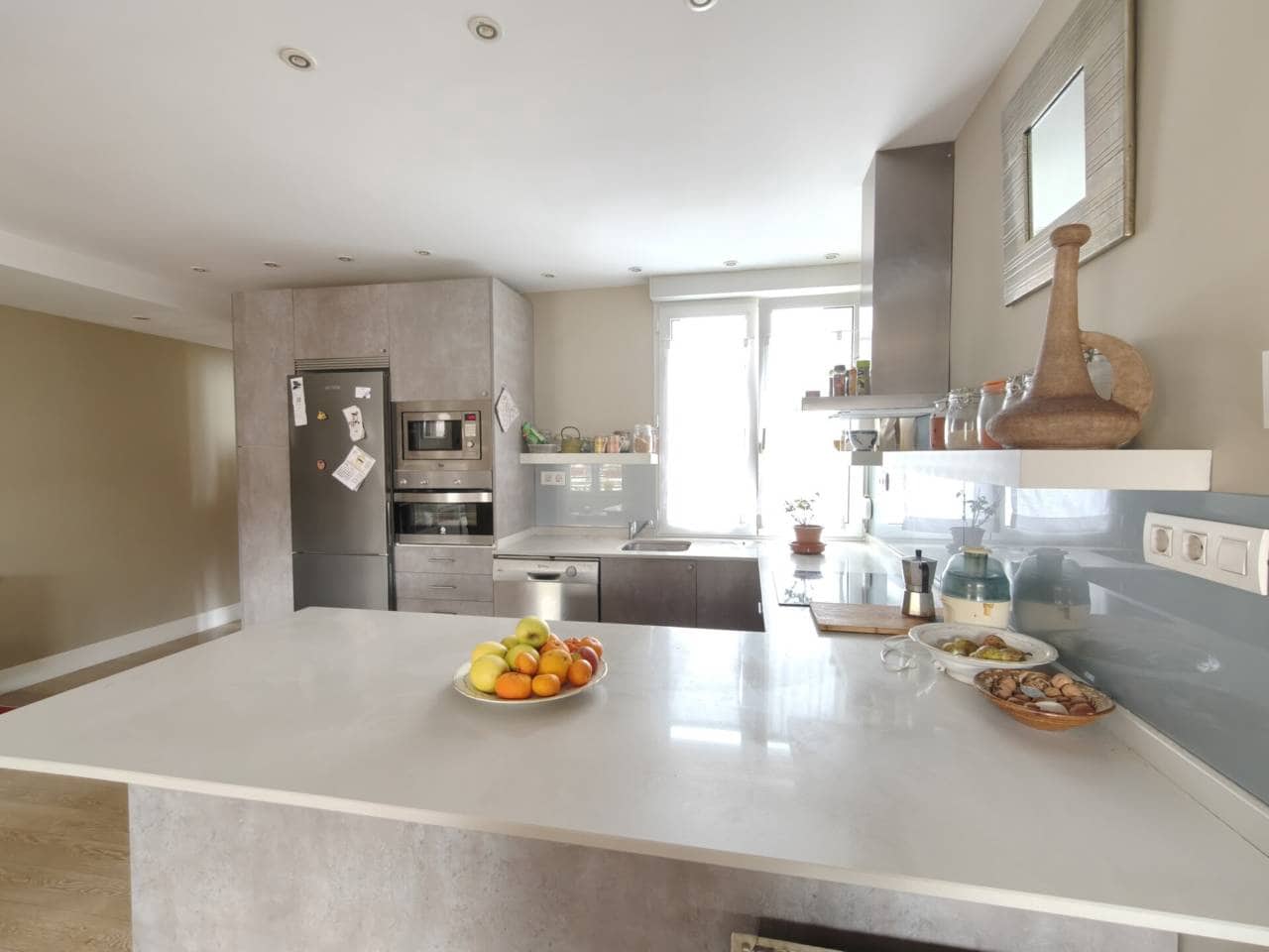 1 bedroom Penthouse for sale in Bilbao with garage - € 355,000 (Ref: 9841959)