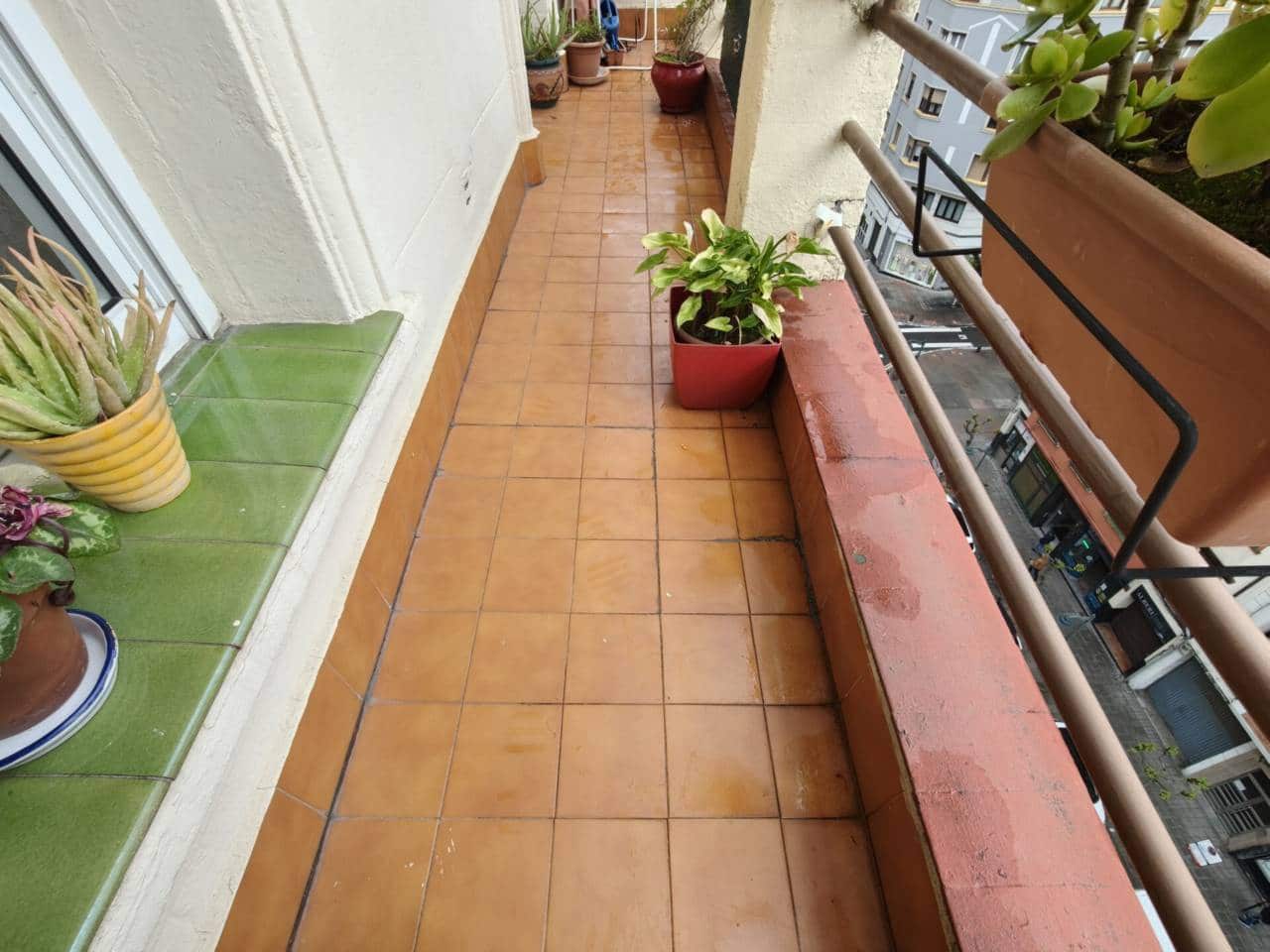 1 bedroom Penthouse for sale in Bilbao with garage - € 355,000 (Ref: 9841959)