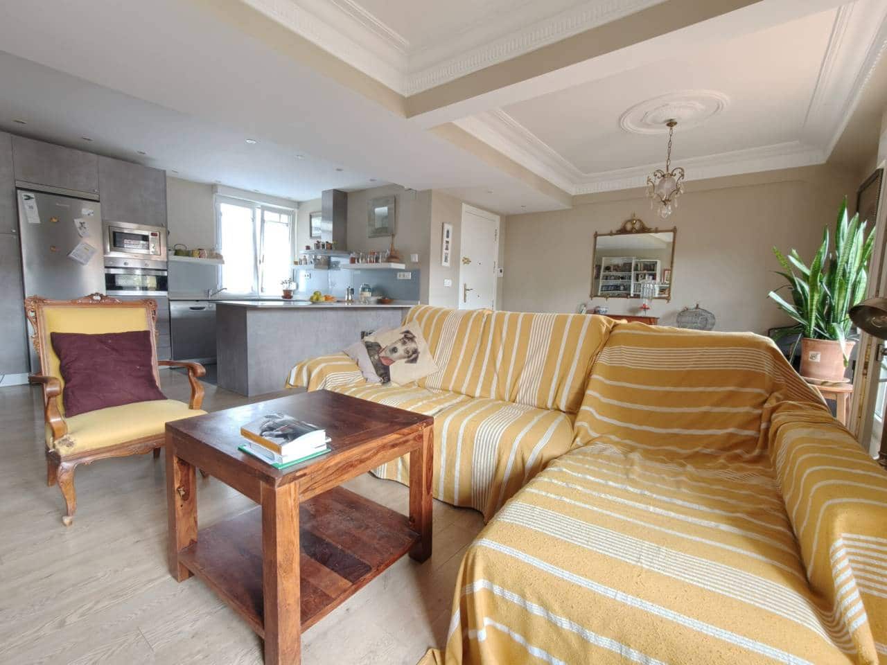 1 bedroom Penthouse for sale in Bilbao with garage - € 355,000 (Ref: 9841959)