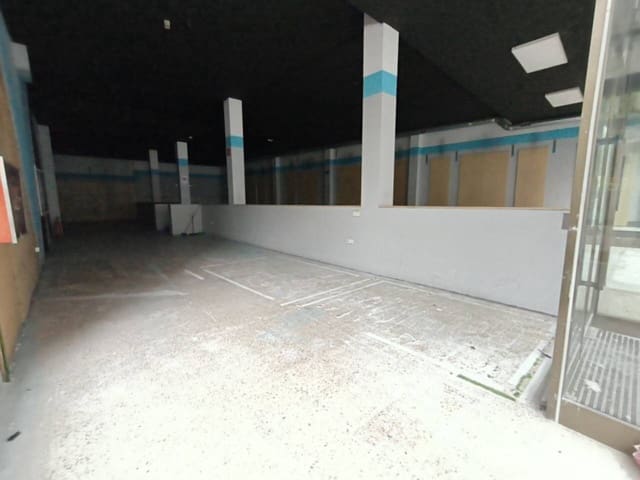 Kommersiell att hyra i Bilbao - 3 000 € (Ref: 9926645)