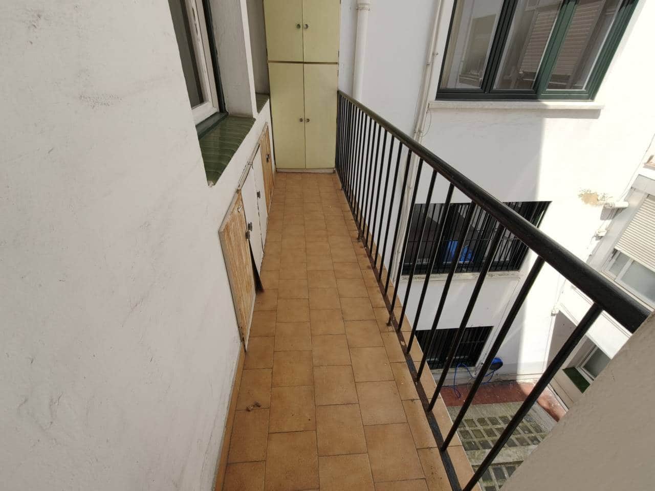 3 slaapkamer Flat te koop in Bilbao - € 450.000 (Ref: 9946906)