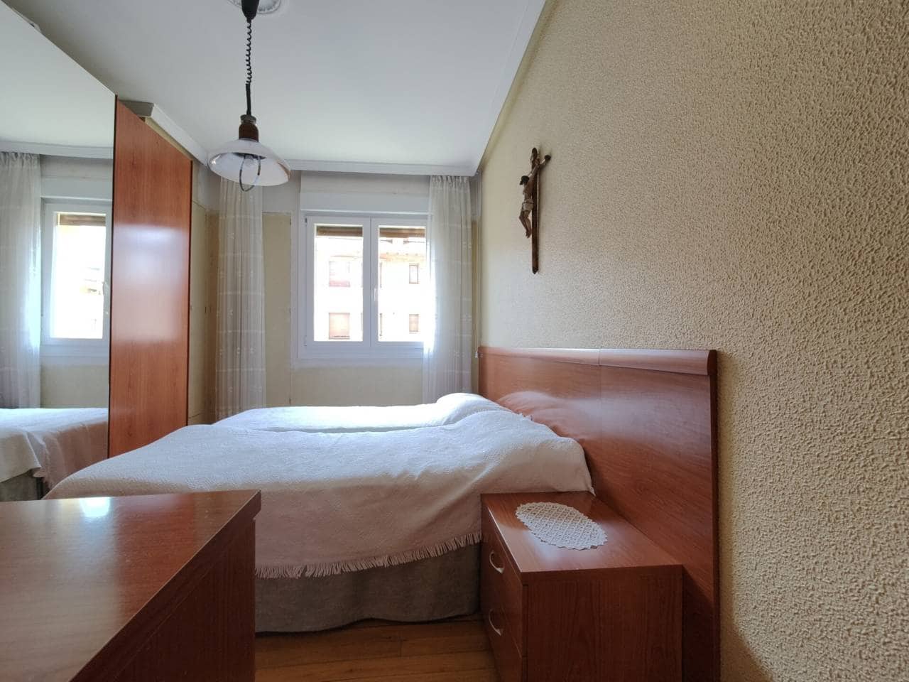 3 slaapkamer Flat te koop in Bilbao - € 450.000 (Ref: 9946906)