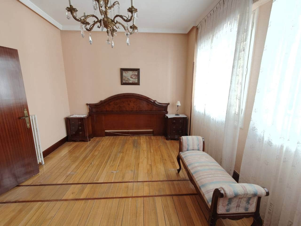 3 slaapkamer Flat te koop in Bilbao - € 450.000 (Ref: 9946906)