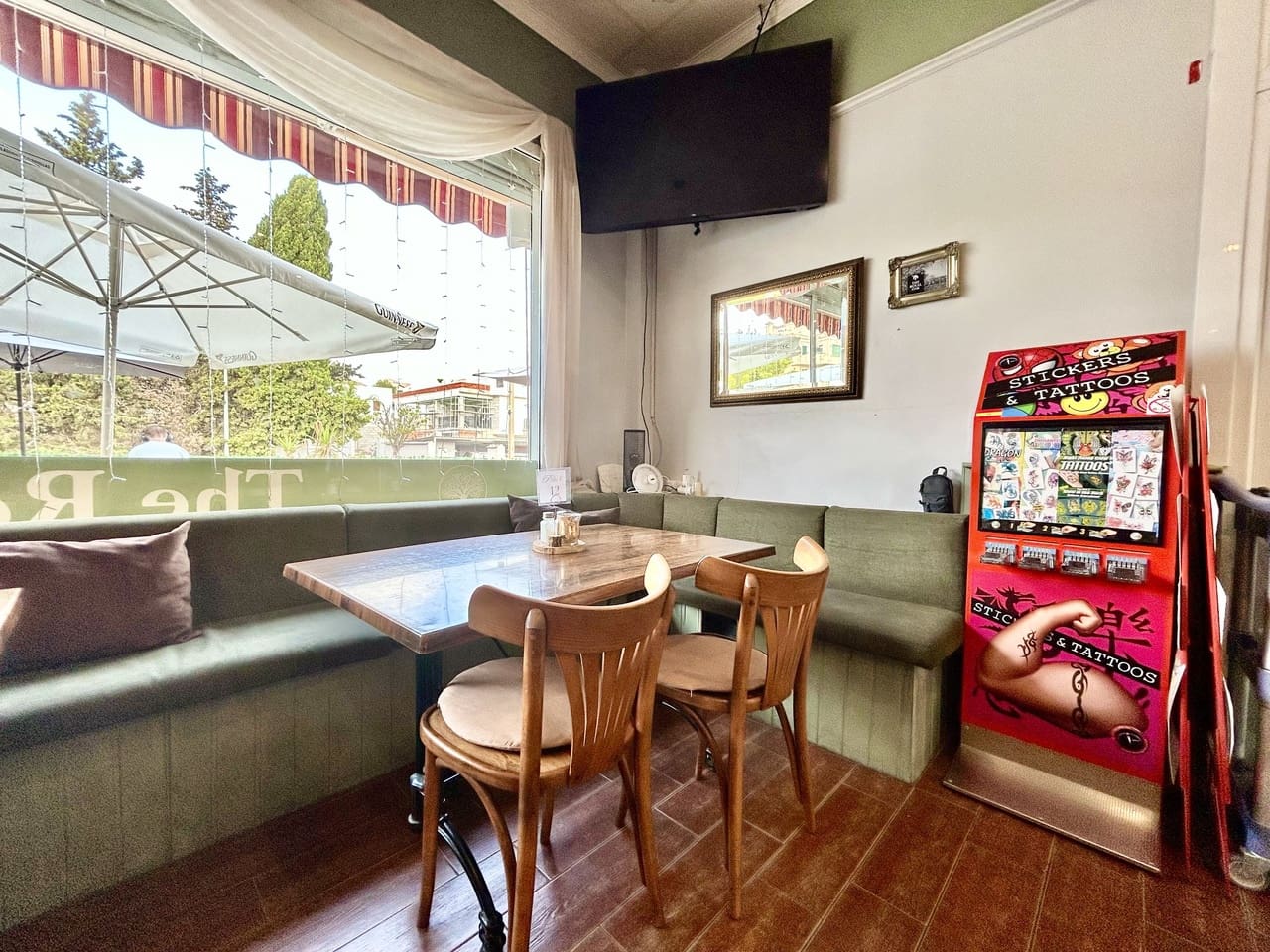 Kommersiell till salu i Villamartin med garage - 180 000 € (Ref: 10002593)