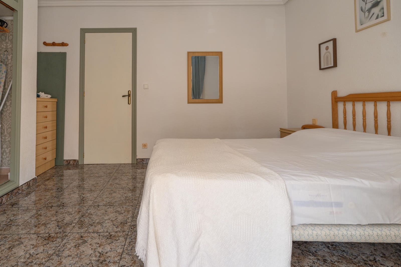3 soveværelse Byhus til salg i Los Altos med swimmingpool - € 199.900 (Ref: 10002599)