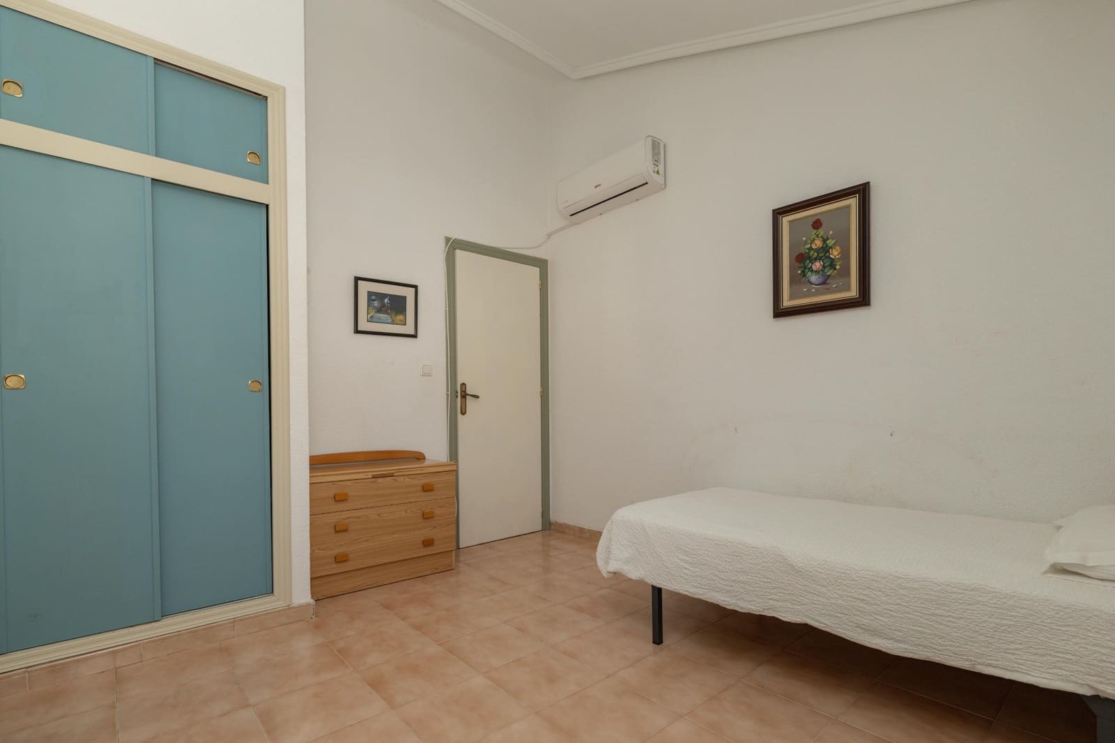 3 soveværelse Byhus til salg i Los Altos med swimmingpool - € 199.900 (Ref: 10002599)