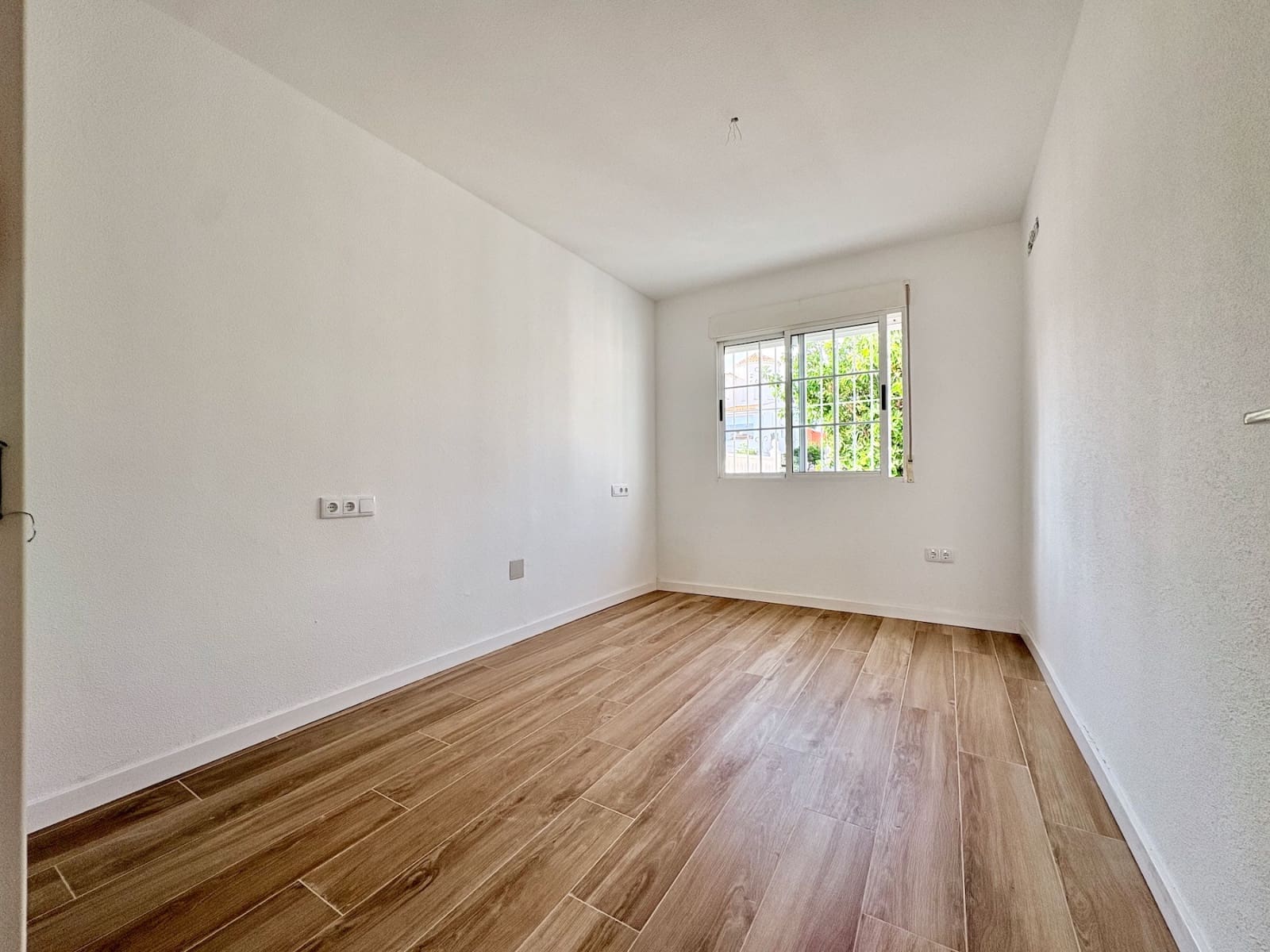 4 Zimmer Villa zu verkaufen in Los Balcones mit Pool - 270.000 € (Ref: 10003548)