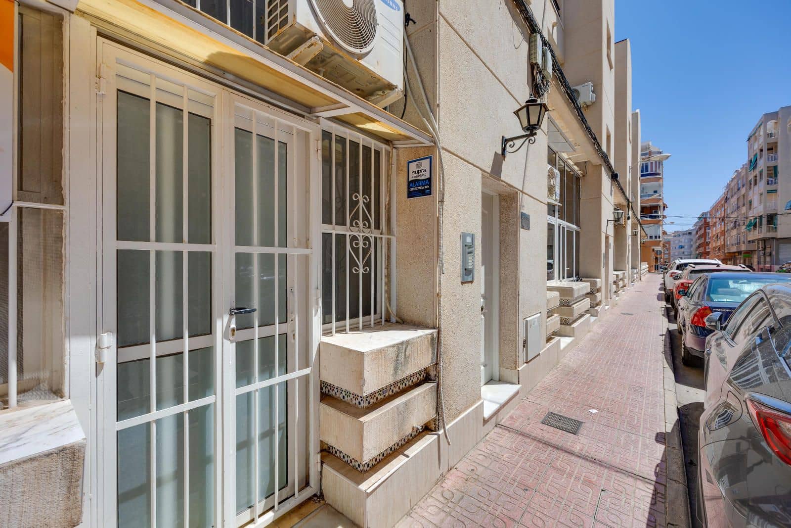 1 soveværelse Lejlighed til salg i Torrevieja med swimmingpool - € 132.969 (Ref: 10006302)