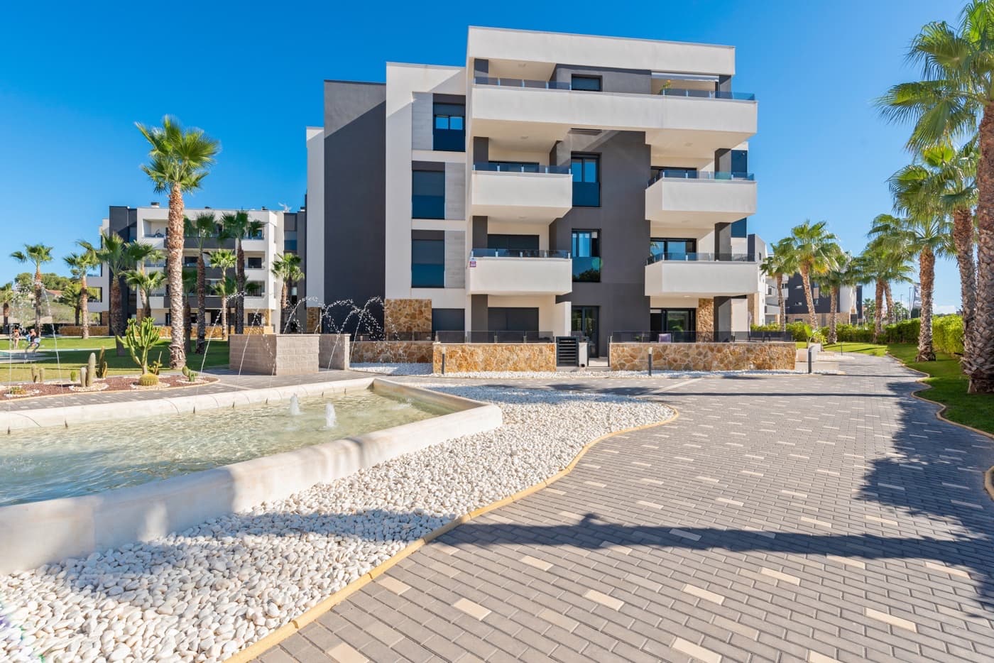 2 soveværelse Lejlighed til salg i Los Altos med swimmingpool garage - € 264.000 (Ref: 10013064)