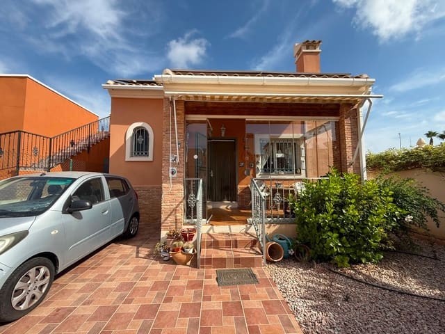 3 bedroom Villa for sale in El Raso, Guardamar del Segura - € 225,000 (Ref: 10014141)