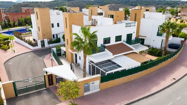 3 slaapkamer Halfvrijstaande villa te koop in La Marquesa, Rojales met zwembad - € 299.000 (Ref: 10016685)