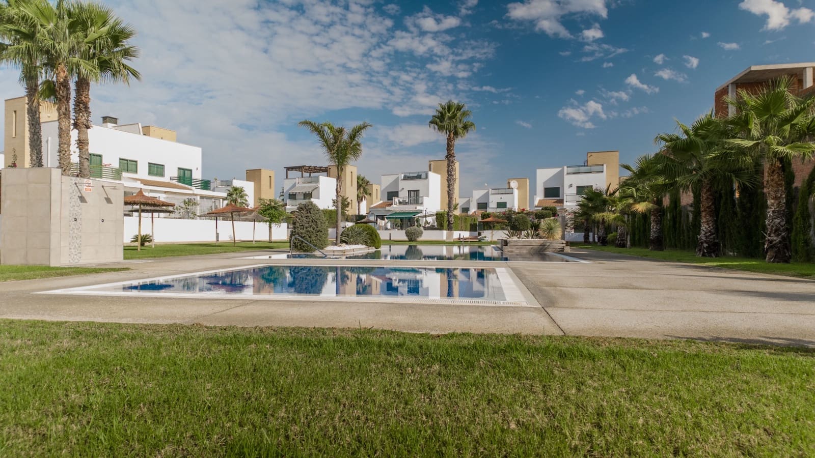 3 slaapkamer Halfvrijstaande villa te koop in La Marquesa met zwembad - € 299.000 (Ref: 10016685)