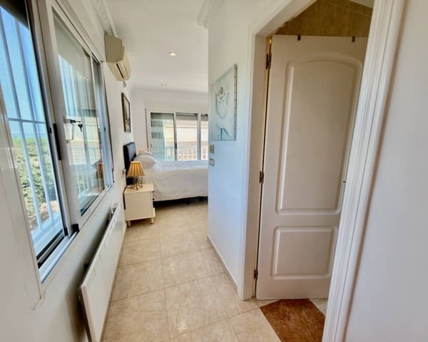 4 slaapkamer Villa te koop in Doña Pepa, Rojales met zwembad - € 575.000 (Ref: 10019377)