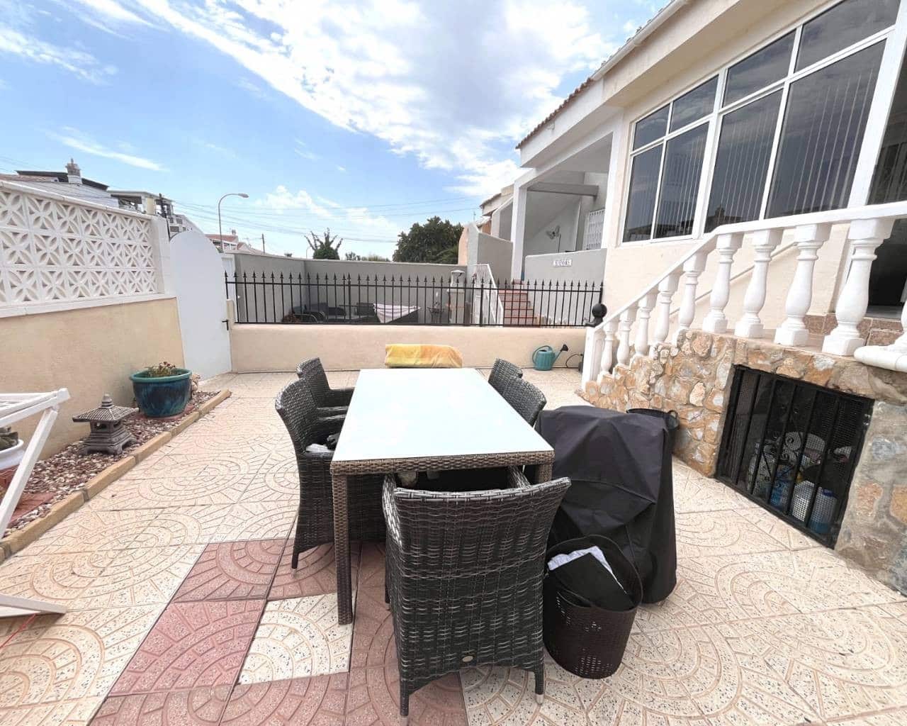 2 Zimmer Bungalow zu verkaufen in Ciudad Quesada - 165.000 € (Ref: 10021398)