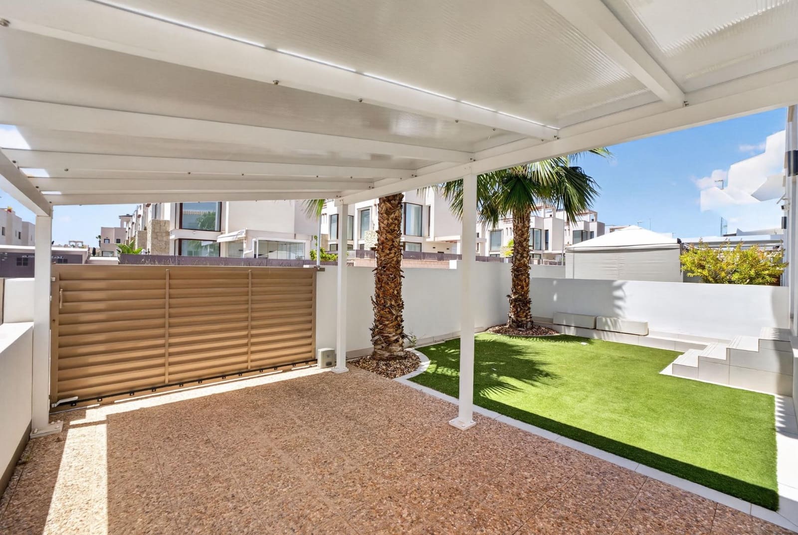 2 makuuhuone Huoneisto myytävänä paikassa Ciudad Quesada mukana uima-altaan - 329 900 € (Ref: 10023662)