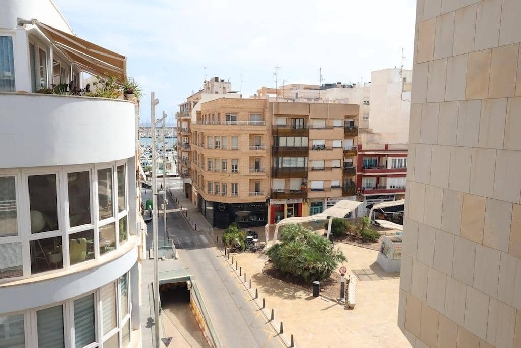 3 makuuhuone Huoneisto myytävänä paikassa Torrevieja - 349 000 € (Ref: 10023663)