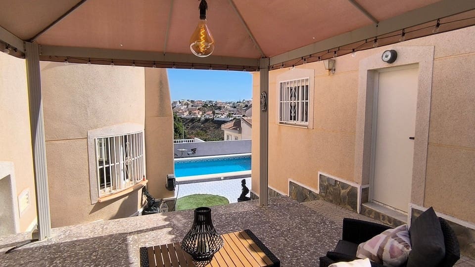 4 sovrum Villa till salu i La Marquesa med pool garage - 410 000 € (Ref: 10026006)