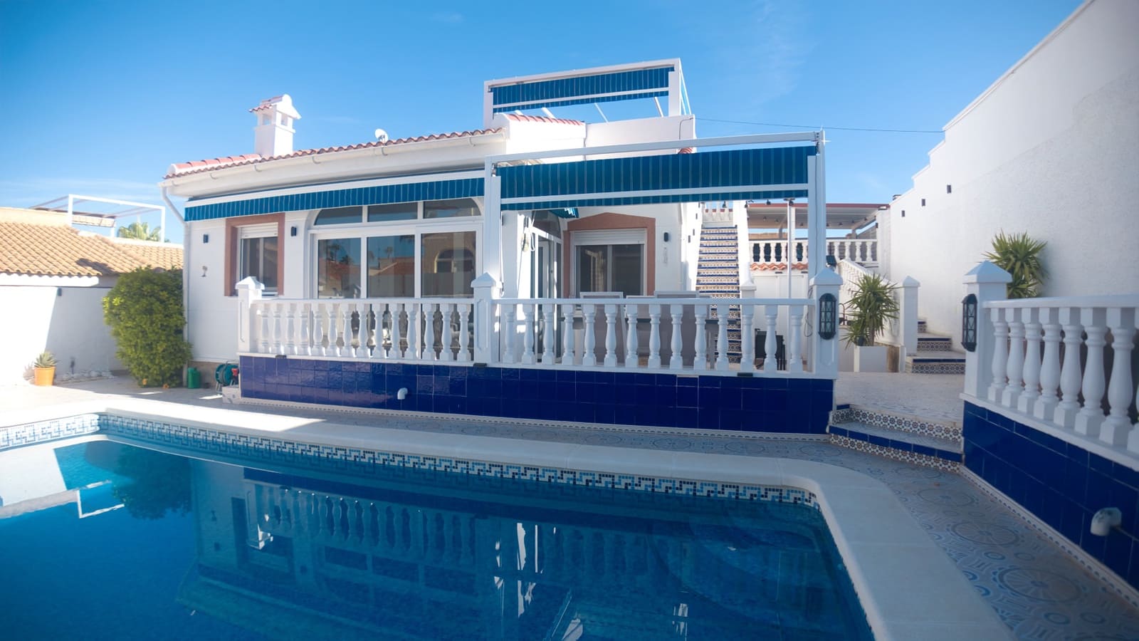 2 quarto Moradia para venda em La Marquesa com piscina garagem - 299 000 € (Ref: 10026194)