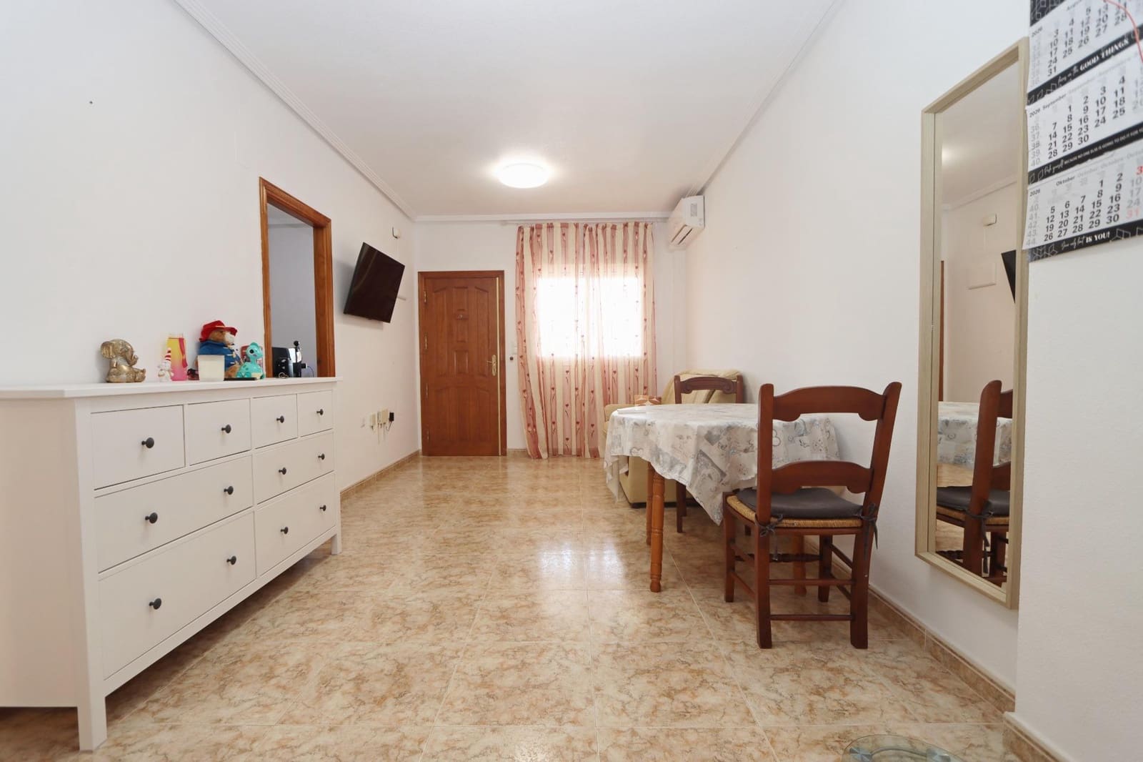 Apartamento de 2 habitaciones en Orihuela Costa en venta con piscina garaje - 149.000 € (Ref: 10027850)