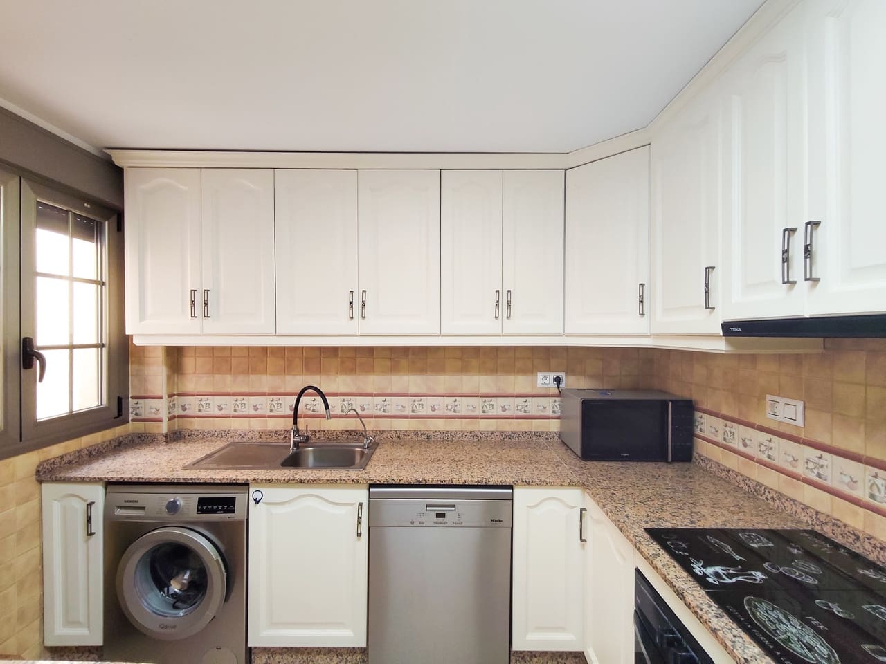 3 soveværelse Lejlighed til salg i Torrevieja - € 239.900 (Ref: 10029204)