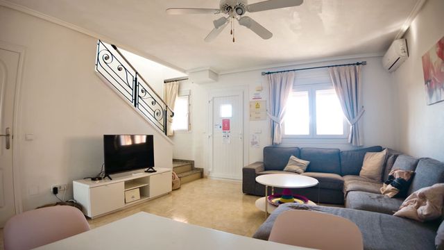 3 chambre Maison de Ville à vendre à Doña Pepa, Rojales avec piscine - 249 950 € (Ref: 10029544)