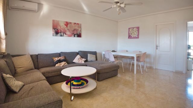 3 chambre Maison de Ville à vendre à Doña Pepa, Rojales avec piscine - 249 950 € (Ref: 10029544)