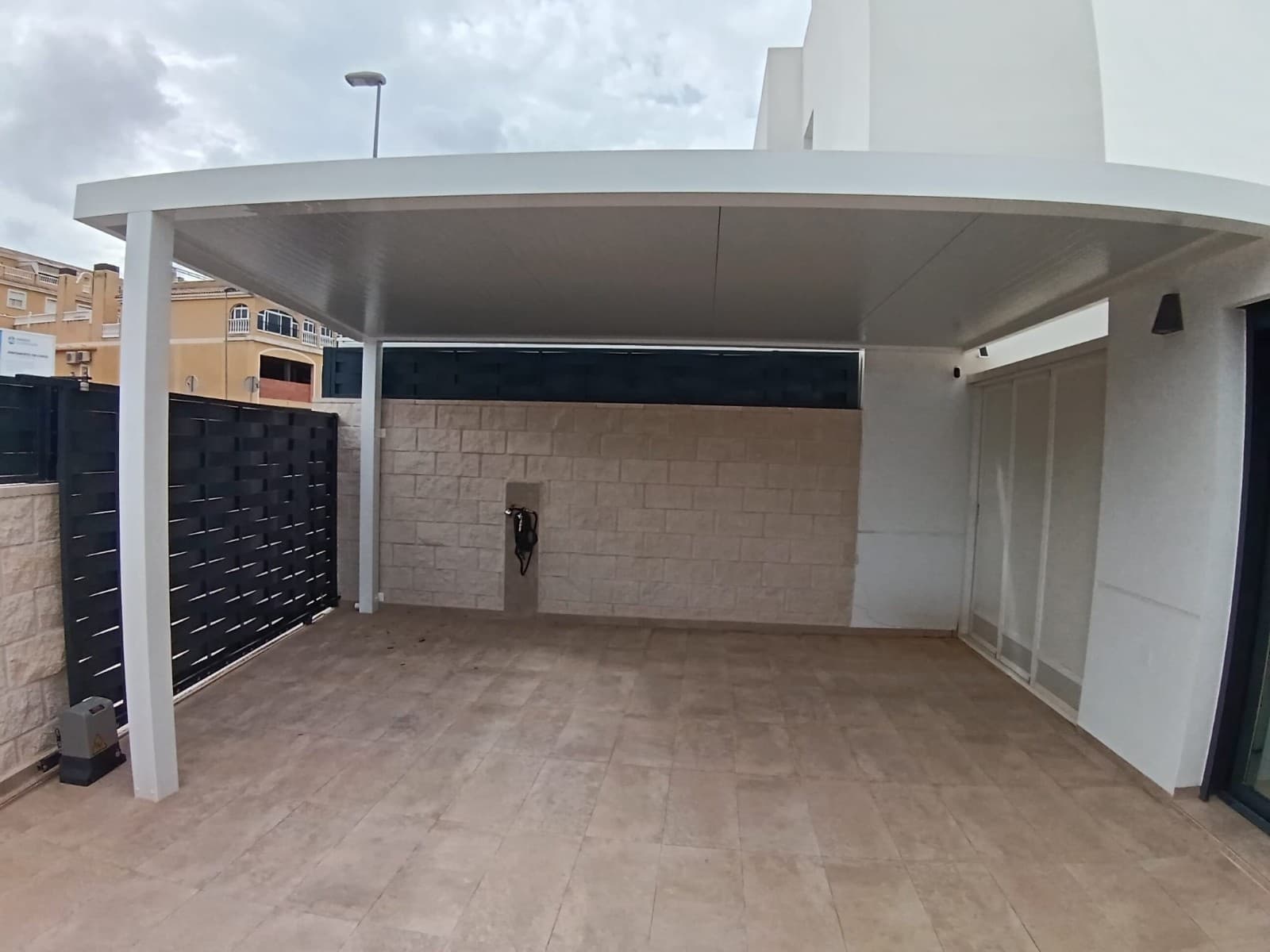 2 slaapkamer Appartement te koop in Benijofar met zwembad - € 449.000 (Ref: 10043282)
