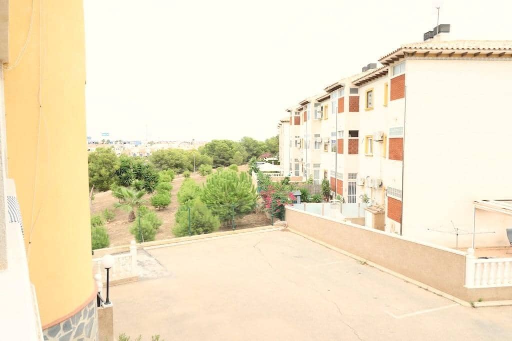 2 soverom Leilighet til salgs i La Zenia med svømmebasseng garasje - € 179 000 (Ref: 10044622)