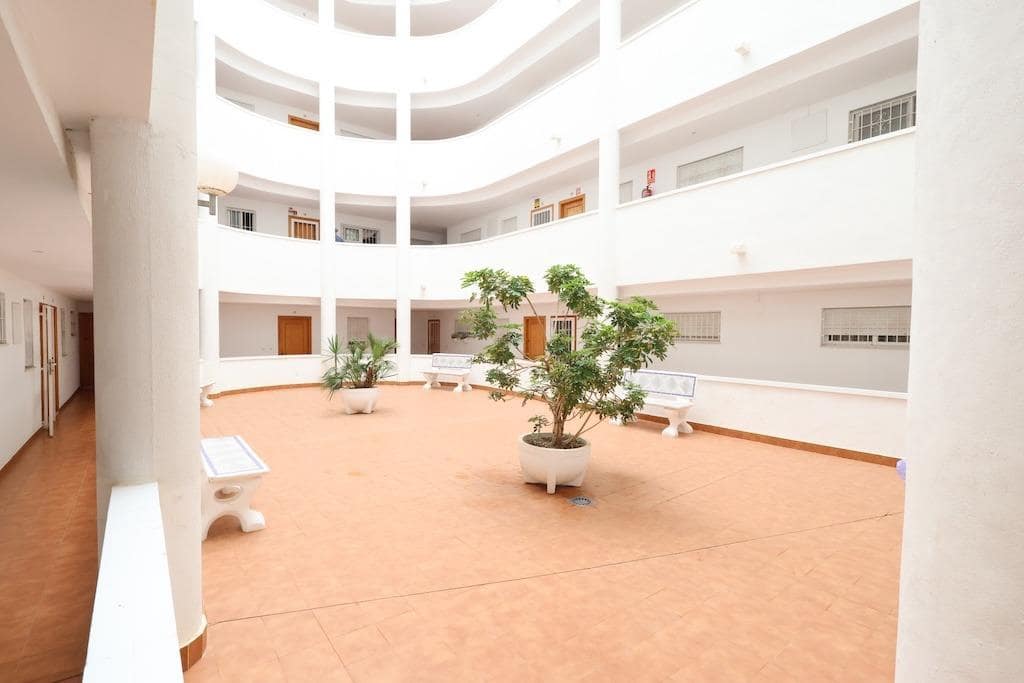 2 camera da letto Appartamento in vendita in Torrevieja con piscina - 142.000 € (Rif: 10044623)